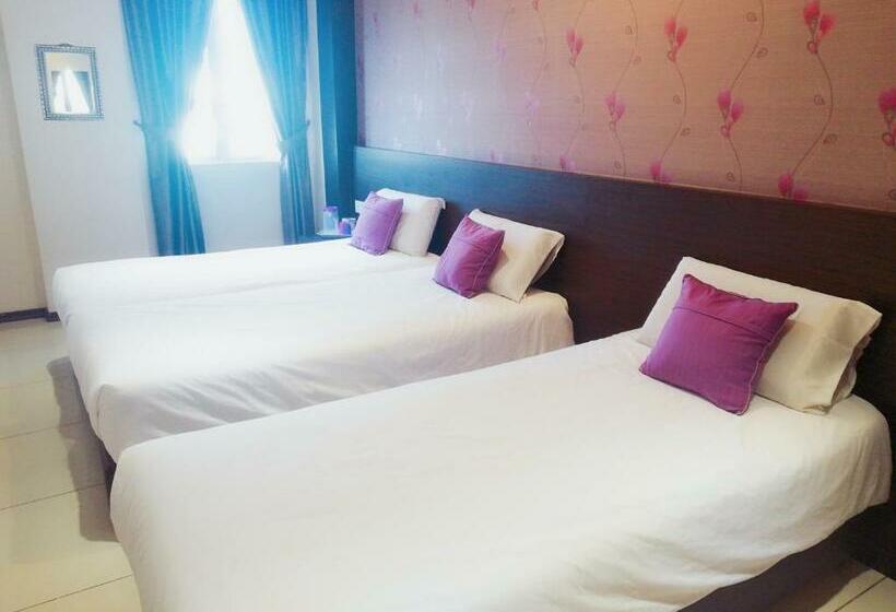 جناح سوبيريور, Remember Hotel Bukit Gambir