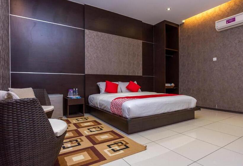 غرفة ديلوكس سرير كينج, Remember Hotel Bukit Gambir