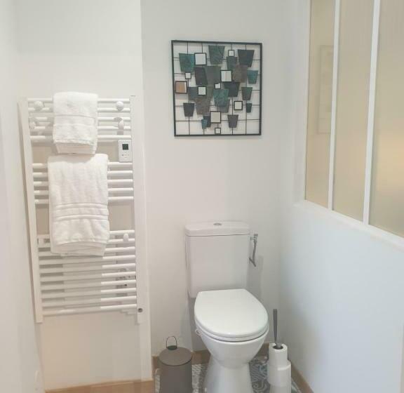 标准间, Au Clos Du Bourg