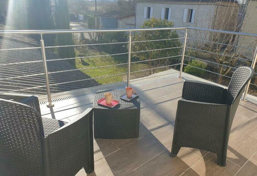 标准房带园景, Au Clos Du Bourg