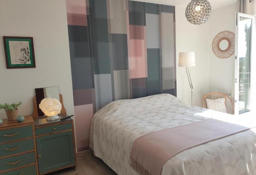 标准房带园景, Au Clos Du Bourg