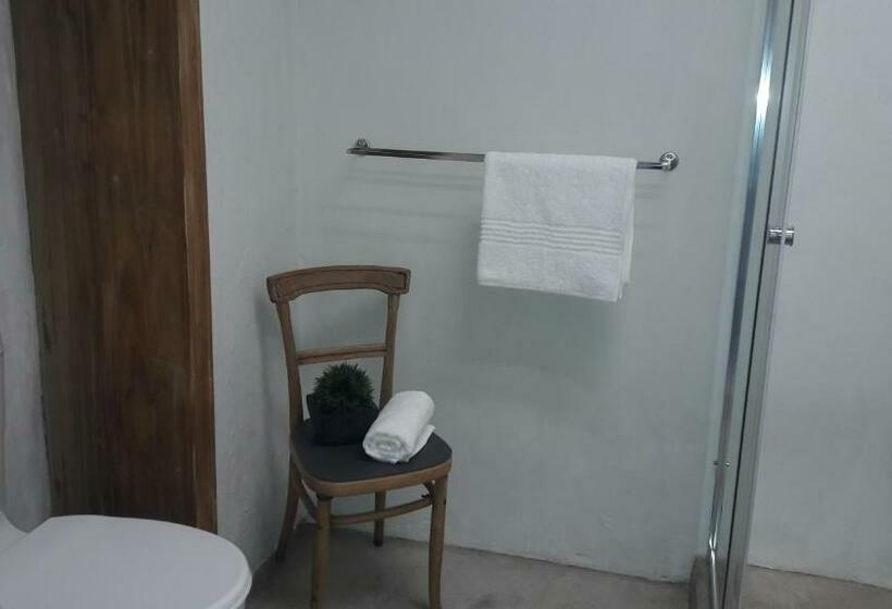 חדר סטנדרט, En Route Guest House