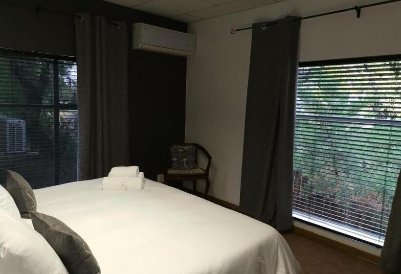 חדר סטנדרט, En Route Guest House