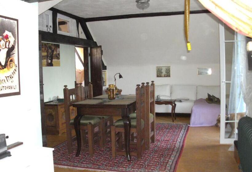 غرفة قياسية, Haus Klara