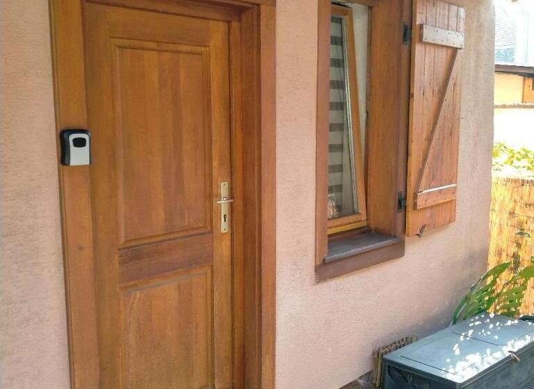 غرفة قياسية, Passage Des Romains Studio