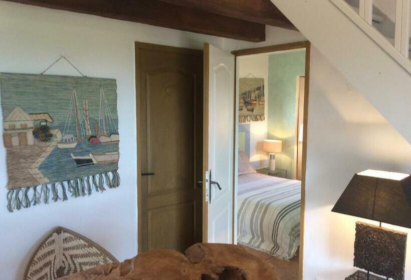 Четырехместный Номер Стандарт Вид на Сад, Terre De Boheme