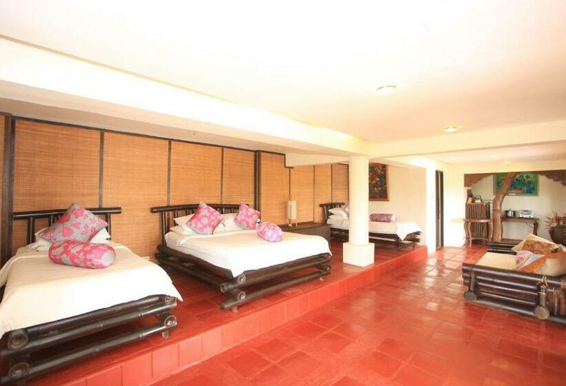 Семейный Номер, Porta Verde Resort Villas Caliraya