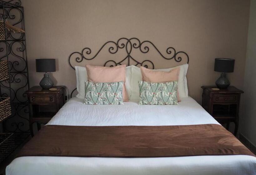 غرفة قياسية, L Ermitage De Saint Bardoux