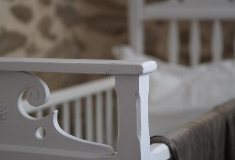 غرفة قياسية, L Ermitage De Saint Bardoux