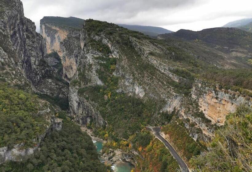 マウンテンビュースタンダードルーム, La Peyregoune, Logement En Pleine Nature Et Table D Hôtes