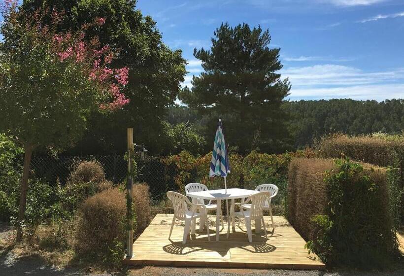 Номер Стандарт Четырехместный Совместный Санузел, La Terrasse Des Cevennes