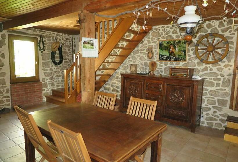 バス共有のスタンダードルーム, Le Corral Chambre D Hôte