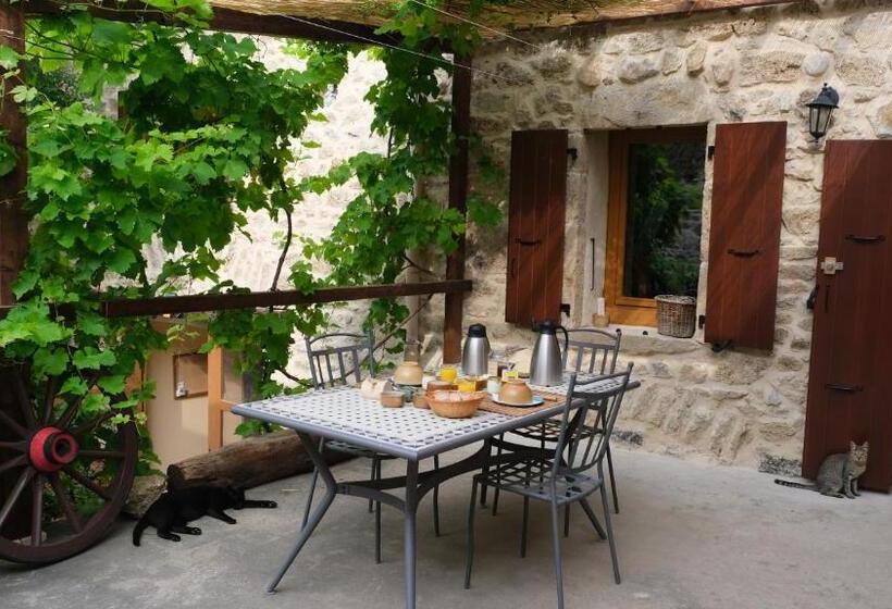 バス共有のスタンダードルーム, Le Corral Chambre D Hôte