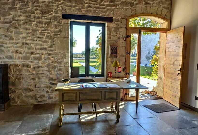 كابينة, Manoir Du Marquis De Montcalm