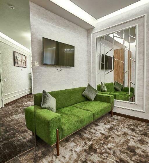 جناح, Garnet Hotel Tashkent