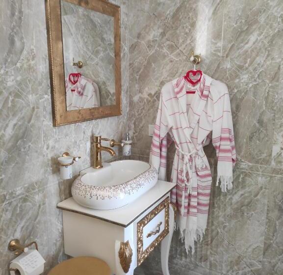 חדר דלוקס נוף לים, Palace Gokbel