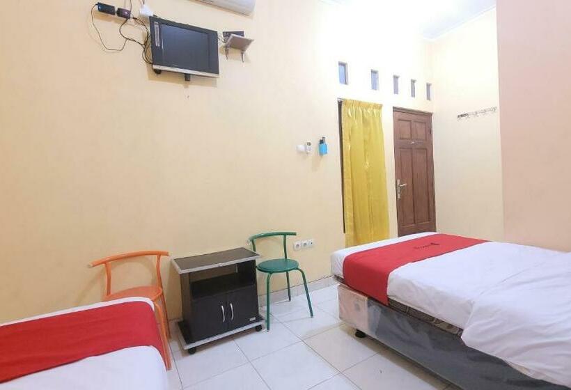 标准间, Reddoorz Syariah At Endrayanti Inn Rsud Yogyakarta