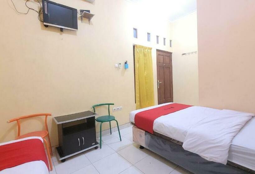 标准间, Reddoorz Syariah At Endrayanti Inn Rsud Yogyakarta