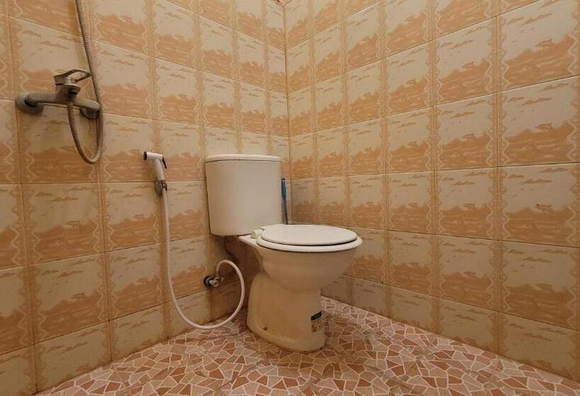 标准间, Reddoorz Syariah At Endrayanti Inn Rsud Yogyakarta