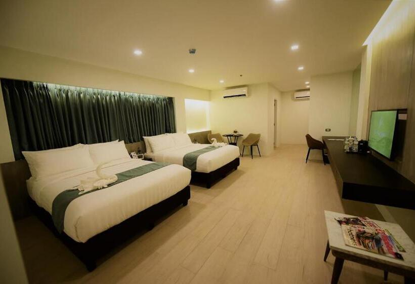 Президентский Люкс, The First Islatel