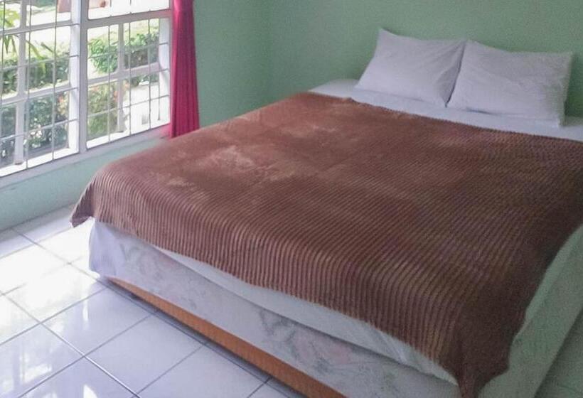 Номер Economy, Villa Getsemani Mitra Reddoorz
