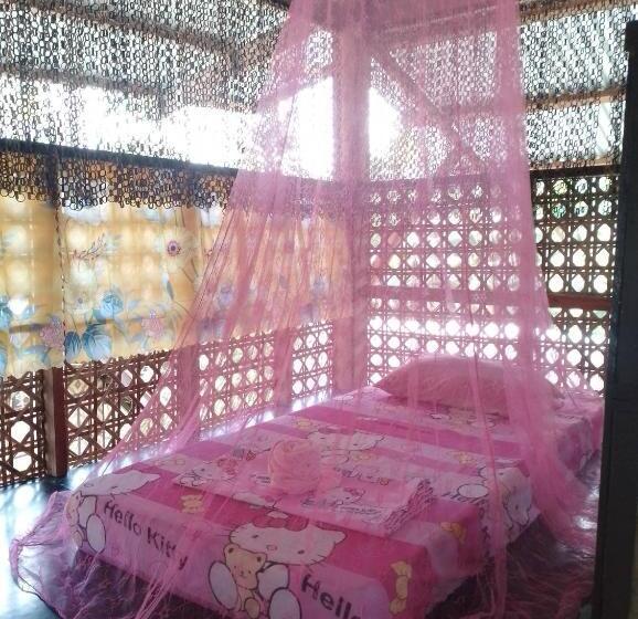 מיטה בחדר משותף, Lhoyjean Garden Hostel