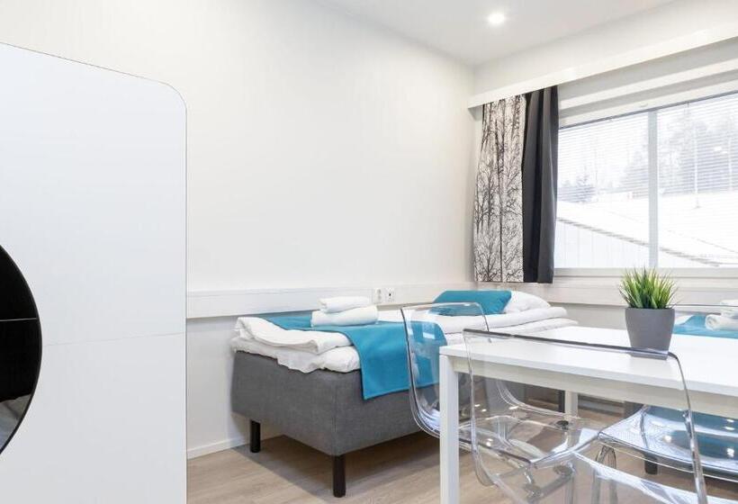 غرفة عائلية, Oma Hotelli