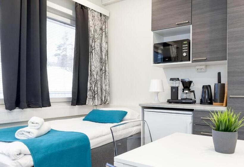 غرفة عائلية, Oma Hotelli