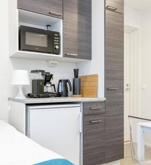 غرفة عائلية, Oma Hotelli