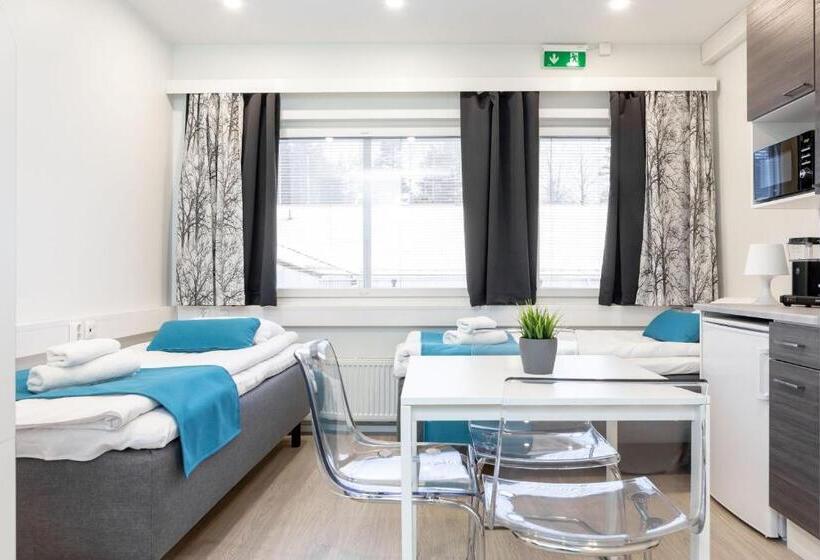 غرفة عائلية, Oma Hotelli