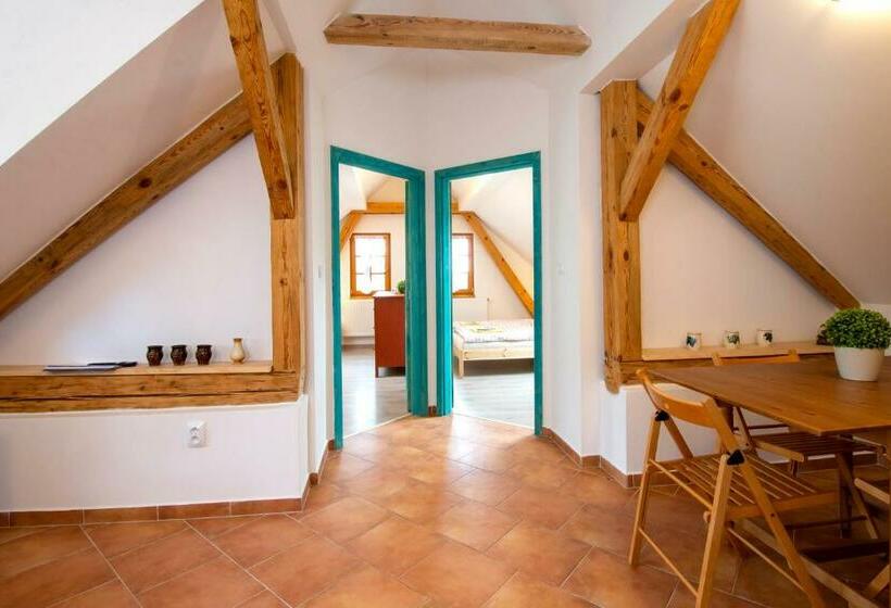 Люкс 2 Спальни, Andělský Dvůr