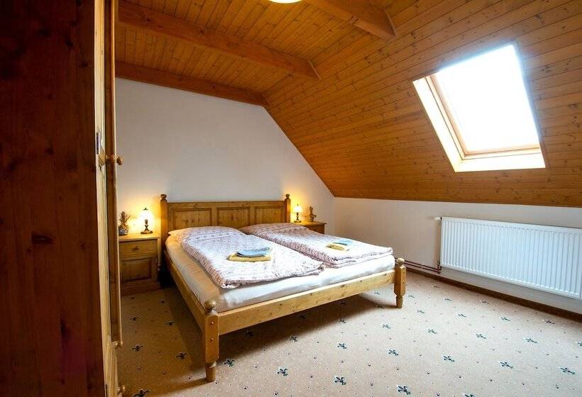 Номер Стандарт, Andělský Dvůr