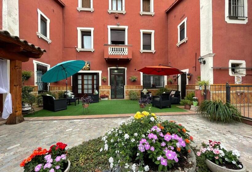 חדר סטנדרט חדר אמבטיה משותף, Habitaciones En Villa Coliving Masía Rural