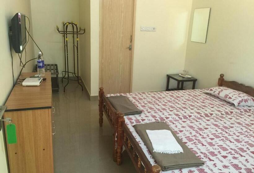 Quarto Estandar, Palmgrove Service Villa