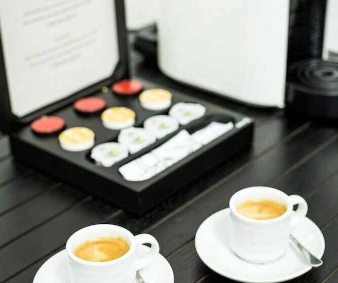 سوییت خانوادگی, Castanheiro Boutique