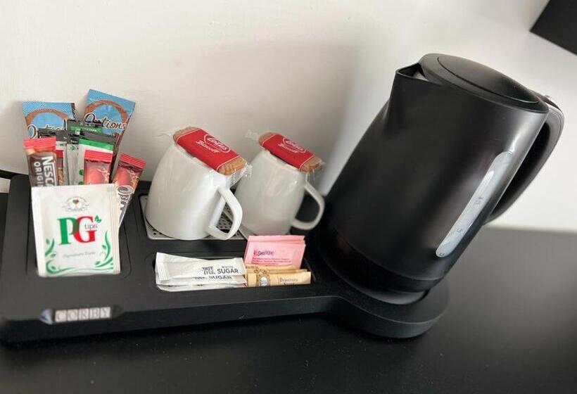 חדר דלוקס עם מיטת קינג, Charnwood Regency Guest House