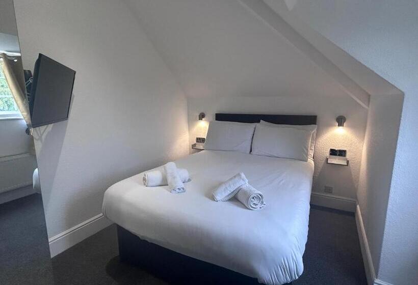 Standard room with outdoor bath, Charnwood Regency Guest House