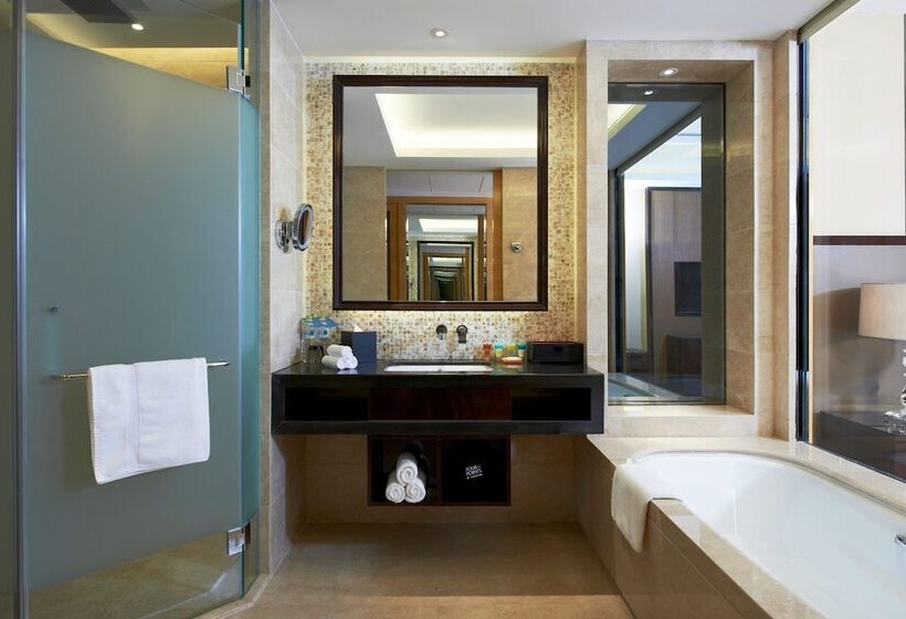 带花园的豪华房间, Four Points By Sheraton Langfang, Gu An