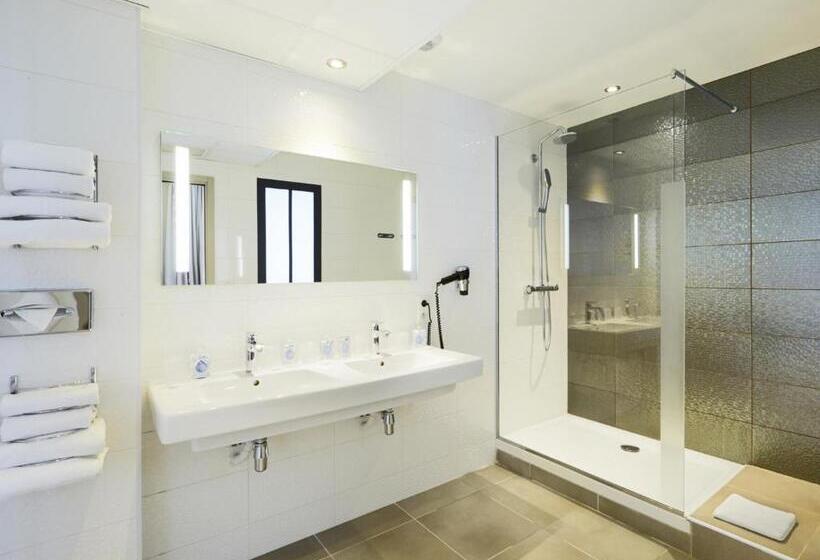 Семейный Номер, Kyriad Prestige Saintmalo
