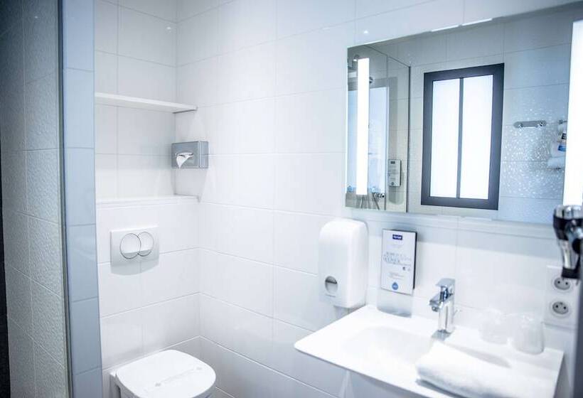 اتاق استاندارد, Kyriad Prestige Saintmalo