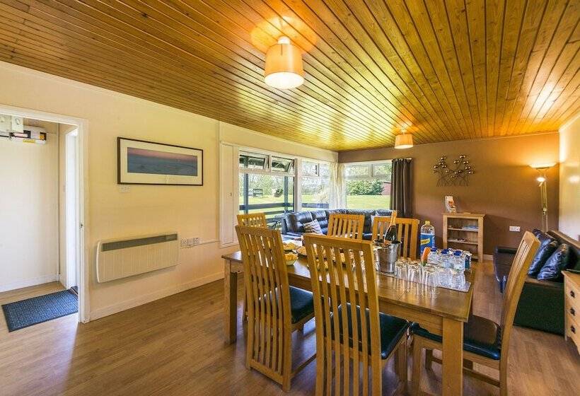 Xalet 1 Dormitori, Logierait Pine Lodges