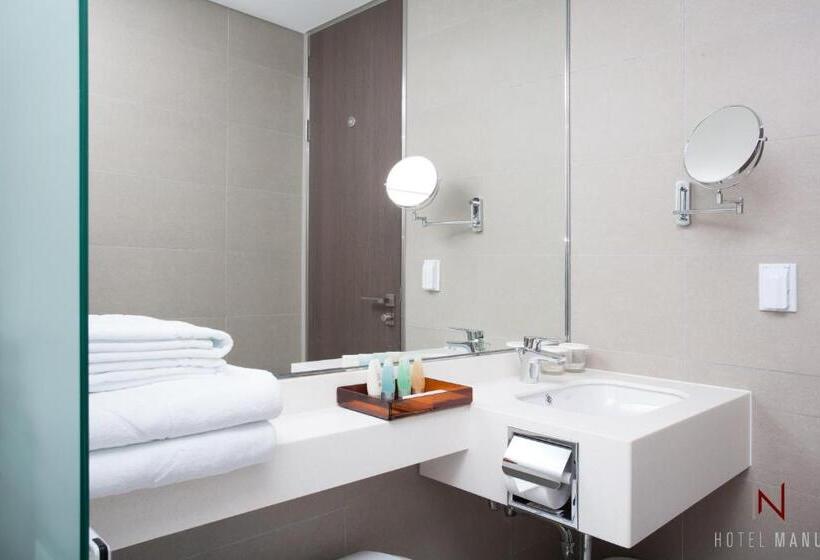 חדר משפחתי, Manu Seoul