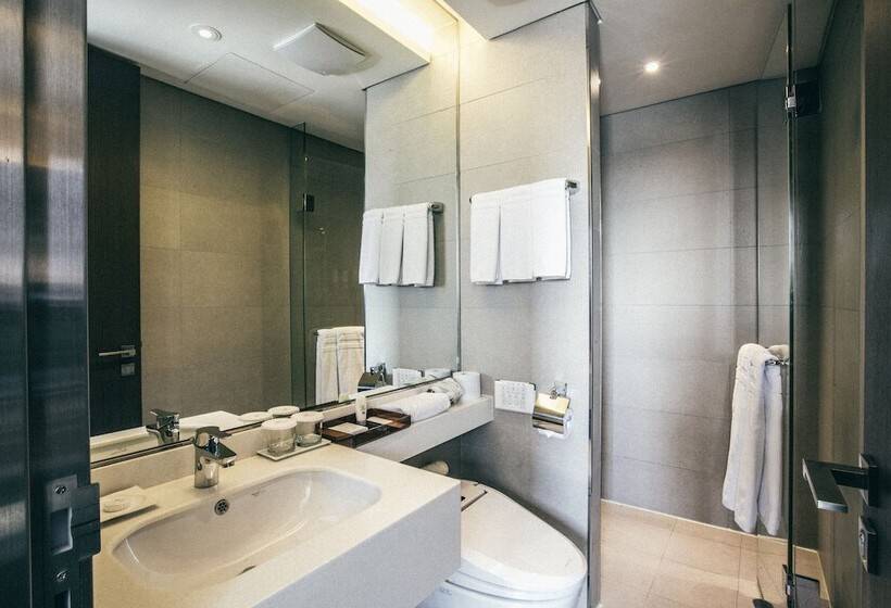 חדר סטנדרט לשלושה, Manu Seoul