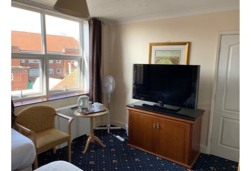 חדר סטנדרט, New Oscar