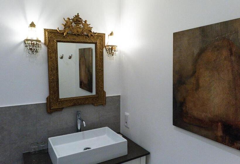 舒适型房间, No. 11