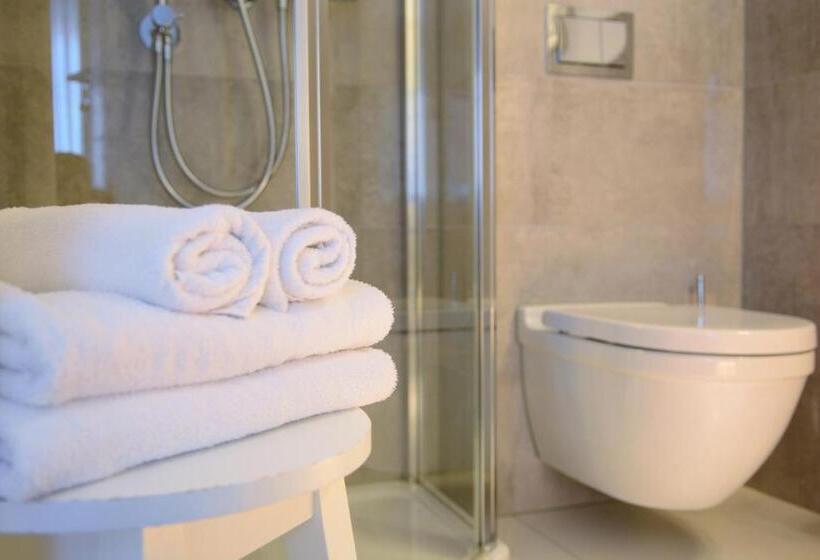 标准单人间, No. 11