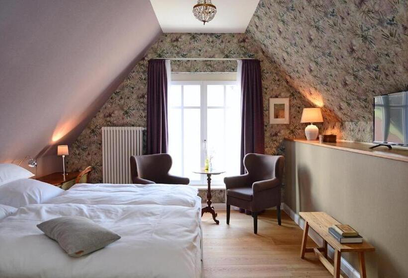 豪华房间, No. 11