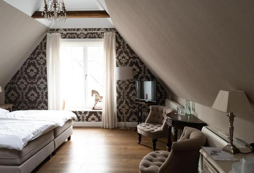 高级大房间, No. 11