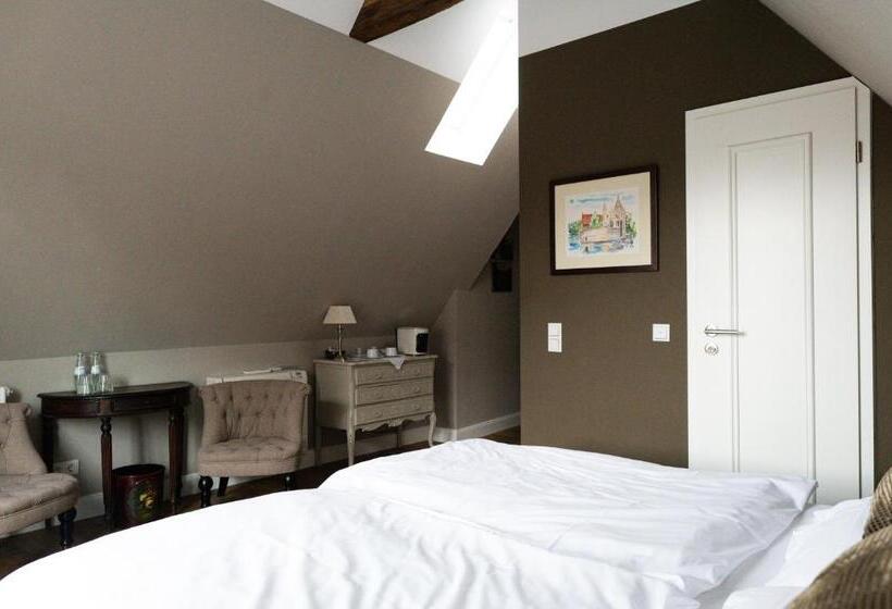 高级大房间, No. 11