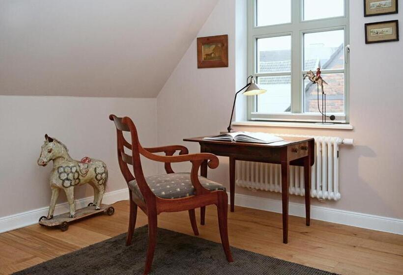 高级大房间, No. 11